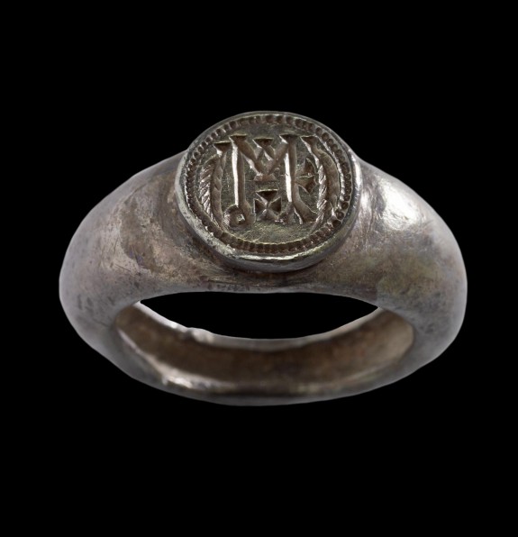 Signet Ring