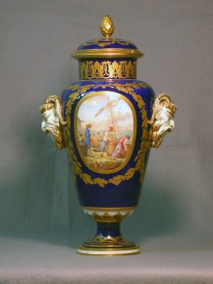 One of a Pair of Vases (Vase à bandes)