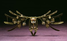 Brooch of Leaves and Berries