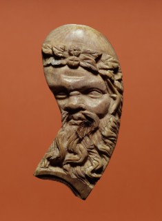 Decoration from a Bed