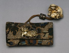 Tobacco Pouch with "Shishi" Lions