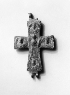 Pectoral Reliquary Cross with the Virgin Orant and Four Busts of Saints