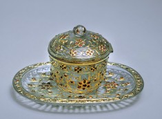 Covered Pot and Tray with Floral Pattern