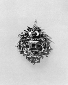 Ornament with Clasping Hands