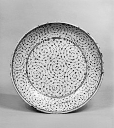 Iznik Golden Horn Fritware Plate