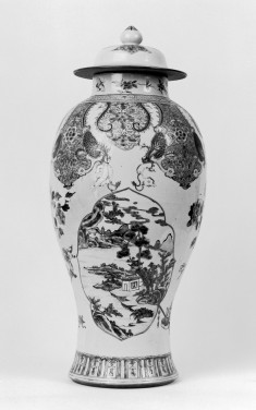 Mantle Garniture
