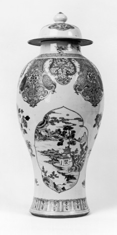 Mantle Garniture