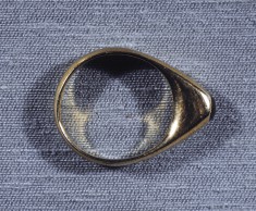 Stirrup-Type Ring