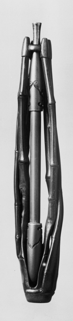 Pipe Case in the Shape of a Musical Instrument (sho)