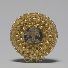 Fibula with an Enamel Bust