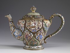 Globular Teapot