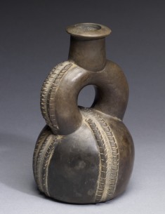 Stirrup Vessel