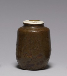 Tea Caddy in "Katatsuki" (Shouldered Jar) Form