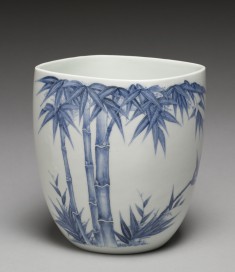 Fresh Water Jar (Mizusashi) with Bamboo