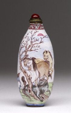 Snuff Bottle with Horses