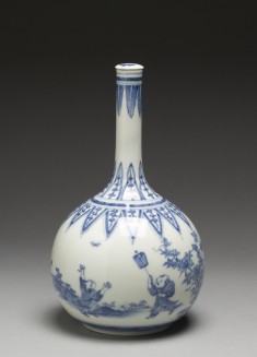 Sake Bottle ("Tokkuri") with Children