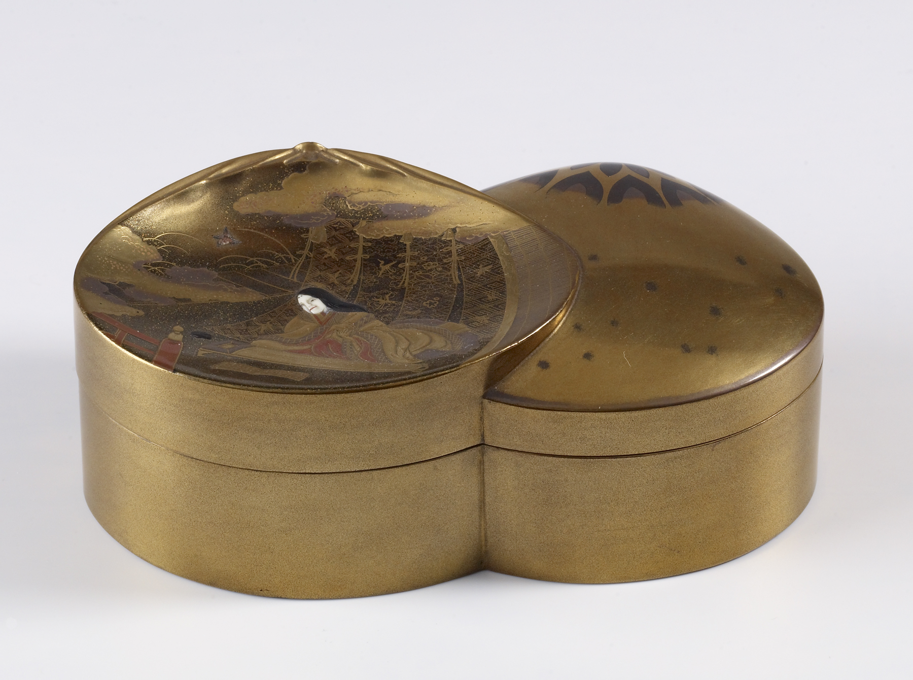Clam ShellShaped Box The Walters Art Museum