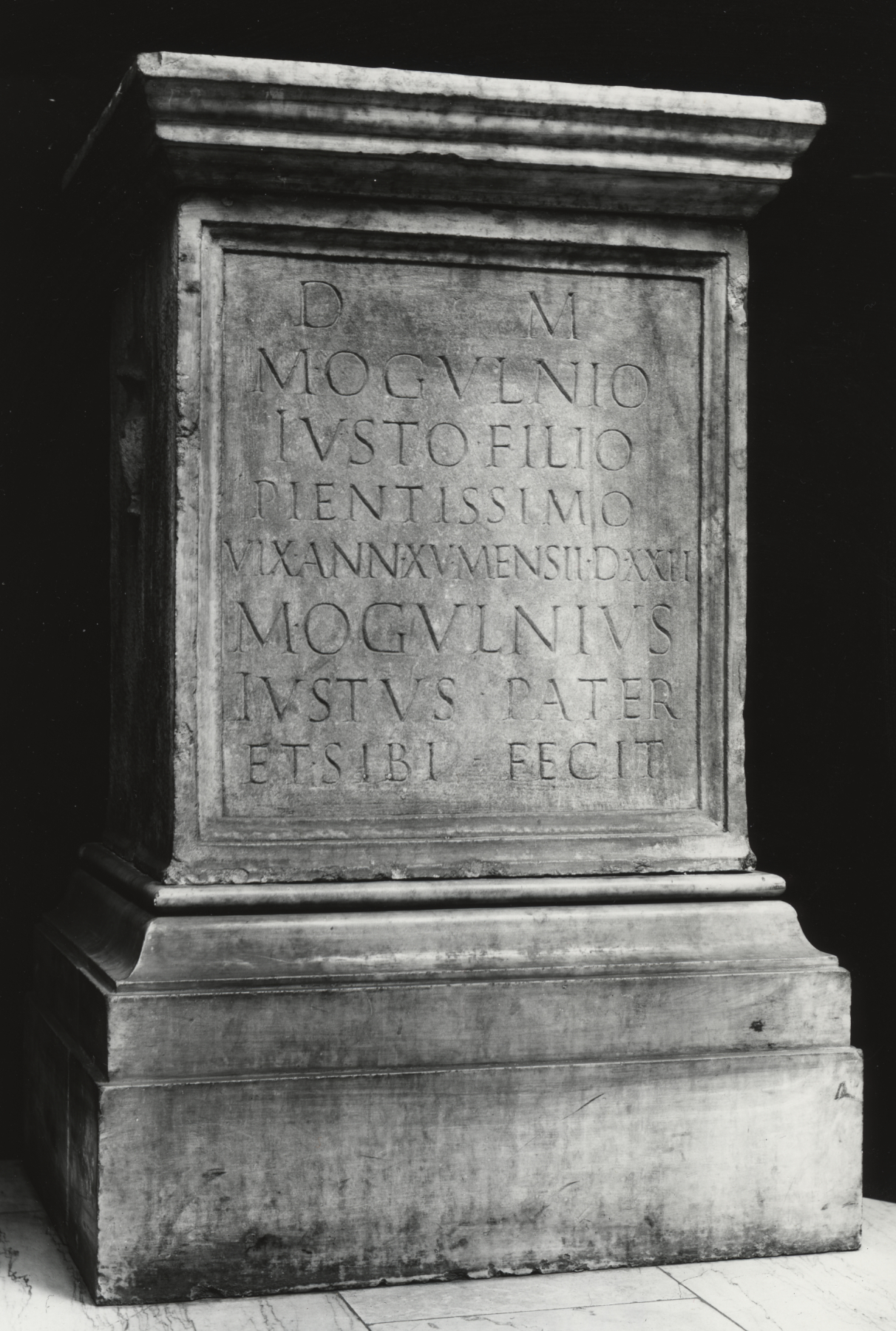 Funerary Altar of M. Ogulnius Iustus The Walters Art Museum