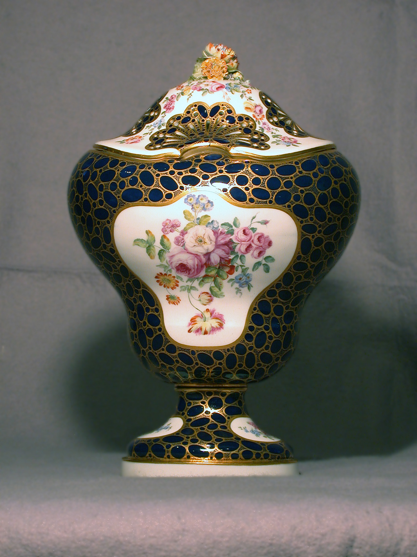 Image for Potpourri Vase (Vase potpourri Hébert)