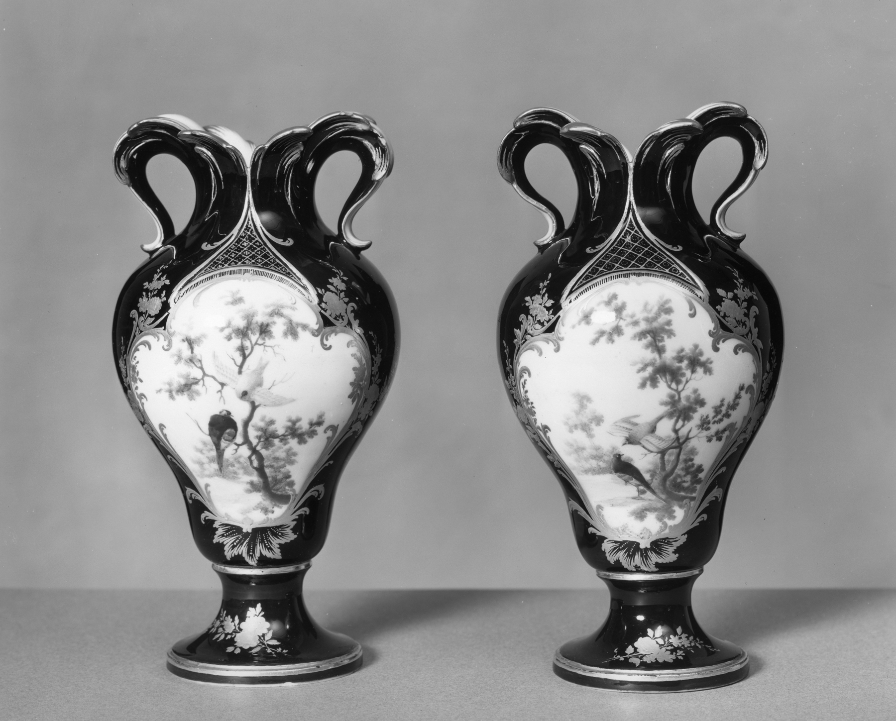 Image for Vase (Vase à oreilles)