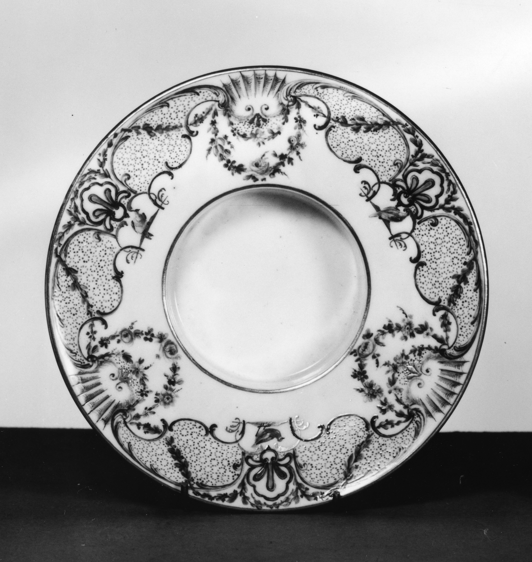 Image for Cup and Socketed Saucer (gobelet et soucoupe “enfoncé”)