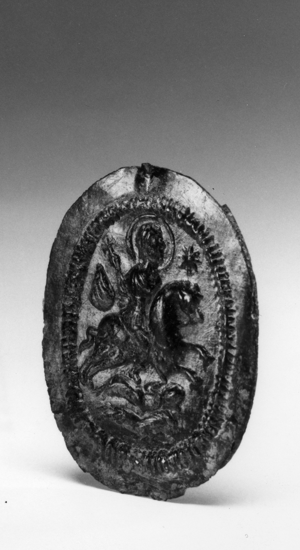 Amulet with the Evil Eye and the Holy Rider | The Walters Art Museum