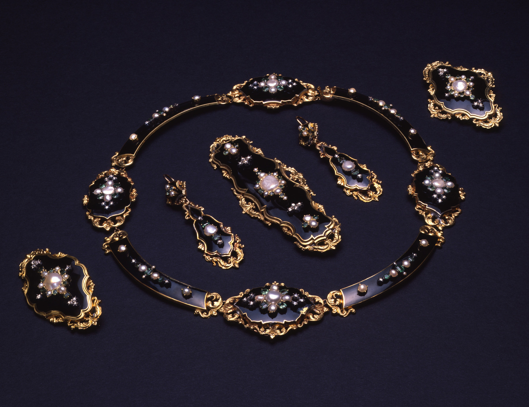 Image for Necklace of a Parure