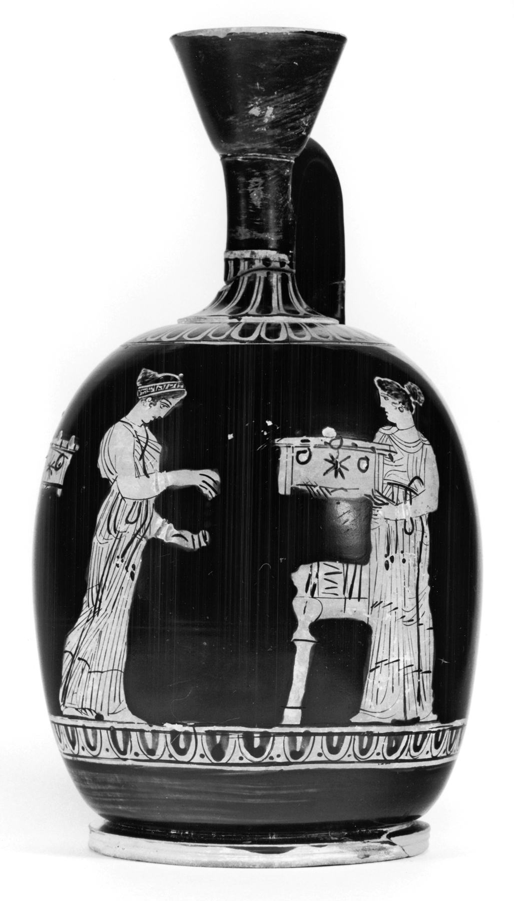 Image for Squat Lekythos Depicting Eutychia, Eunomia and Paidia