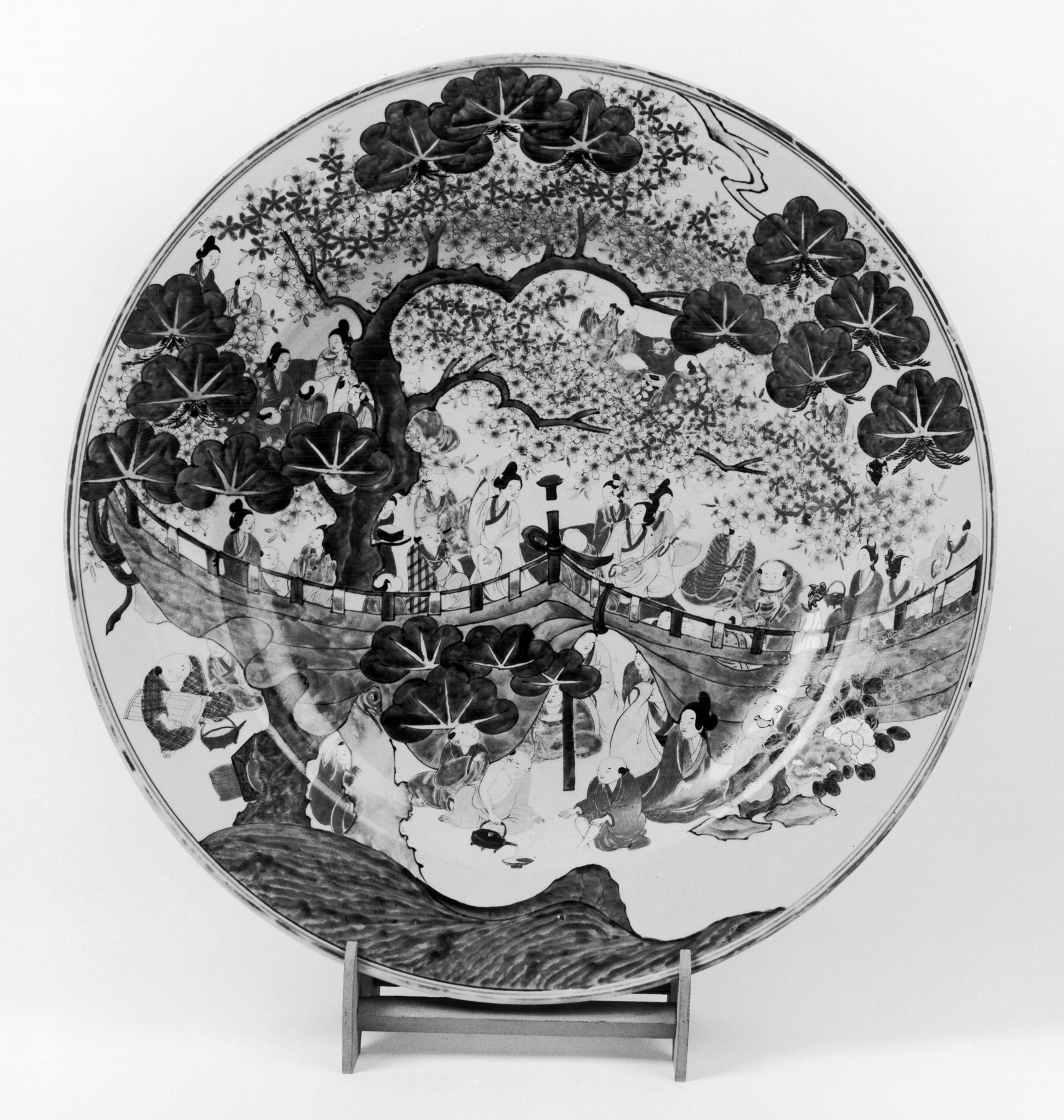 Image for Dish with Cherry Blossom Viewing