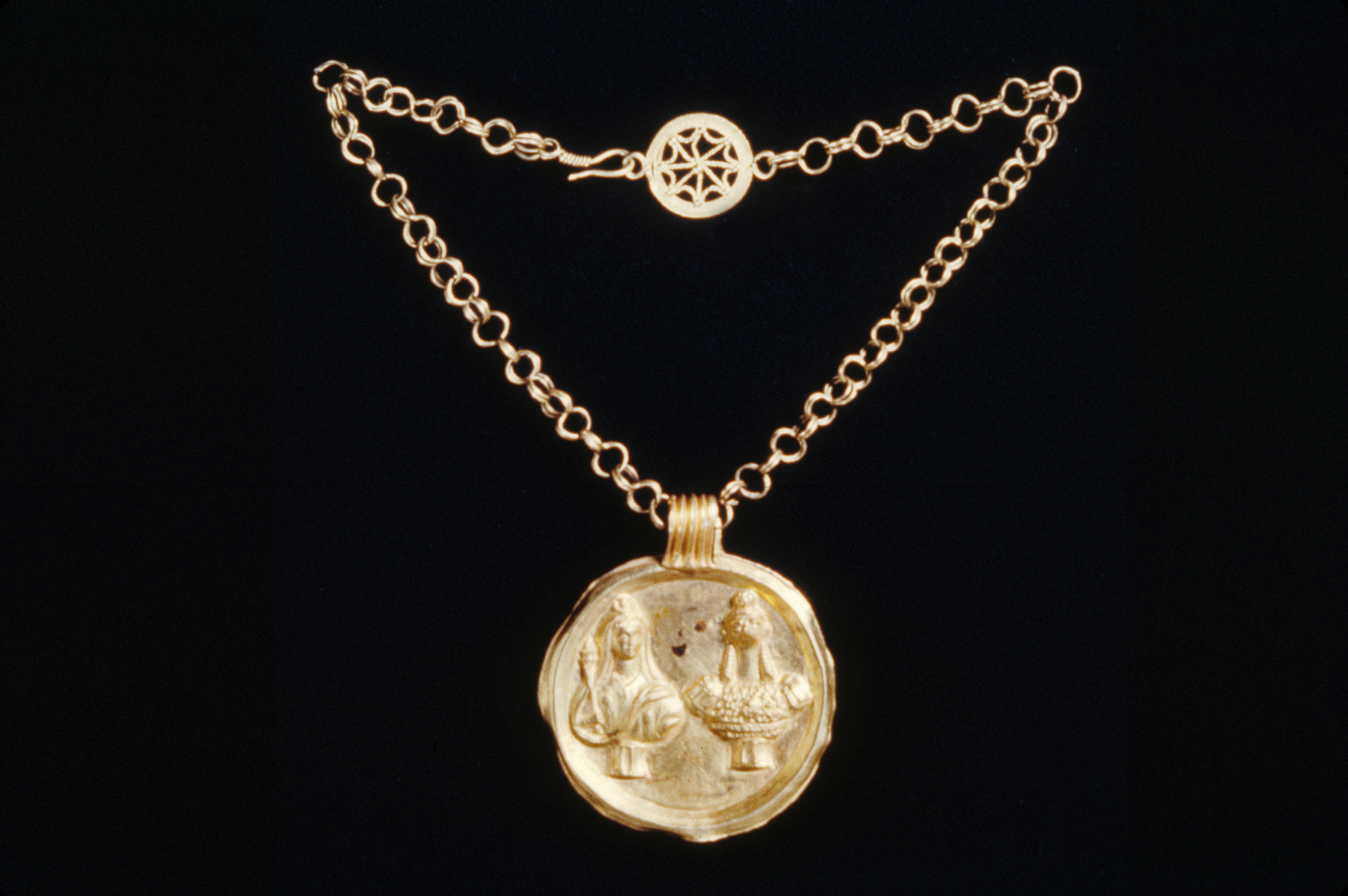 Image for Necklace and Pendant with Busts of Isis and Haroeris