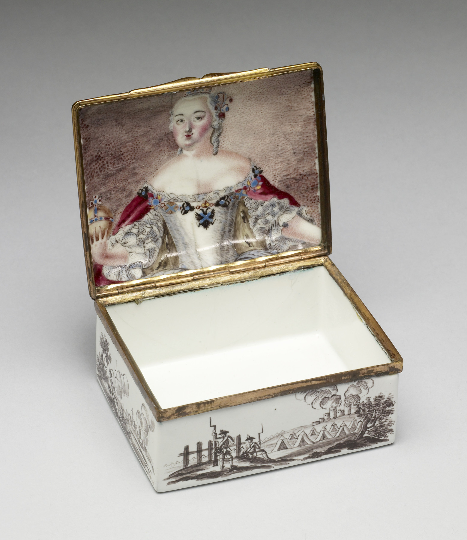 Image for Snuffbox with Battle Scenes and Portrait of the Empress Elizabeth