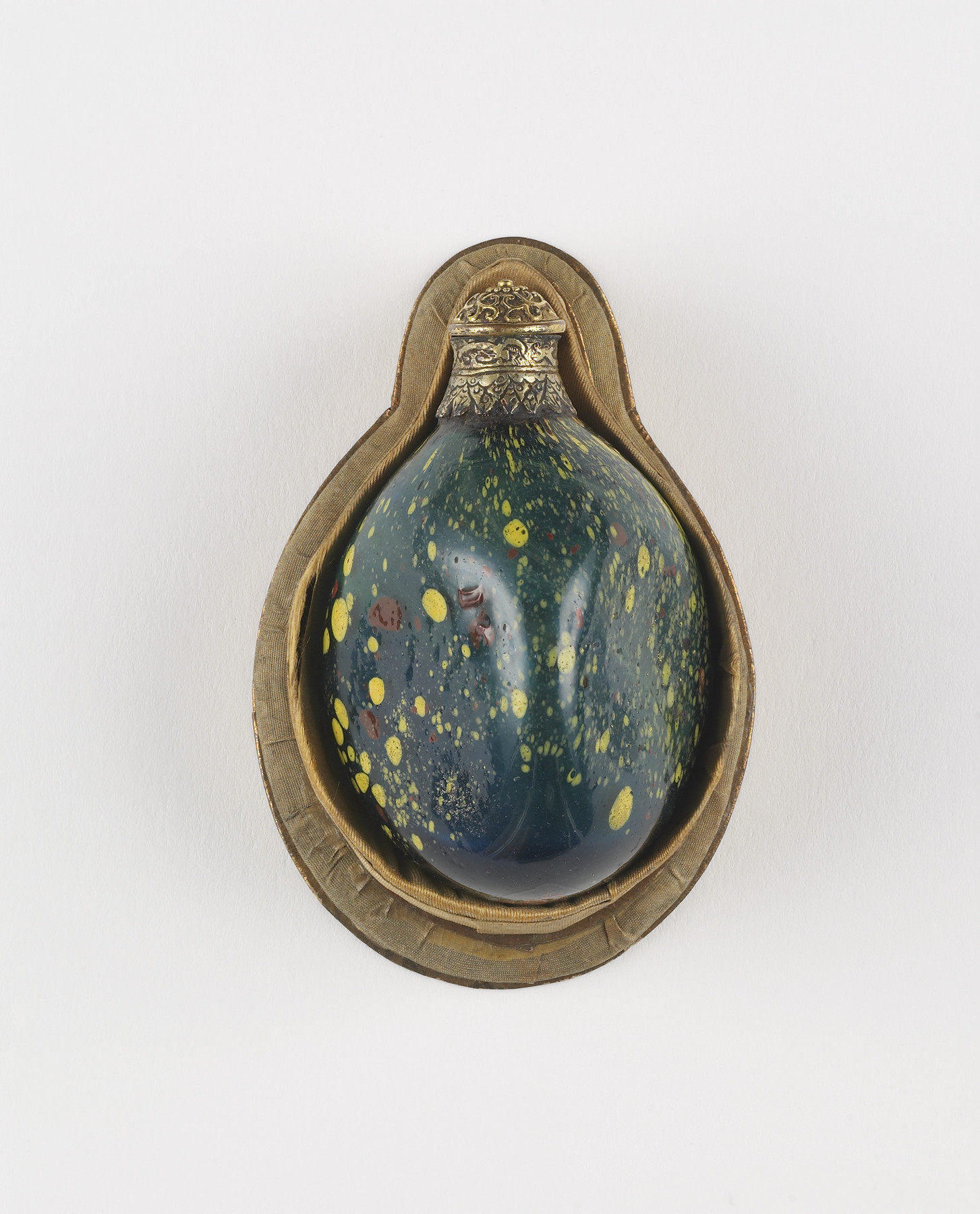 Image for Spotted Glass Snuff Bottle