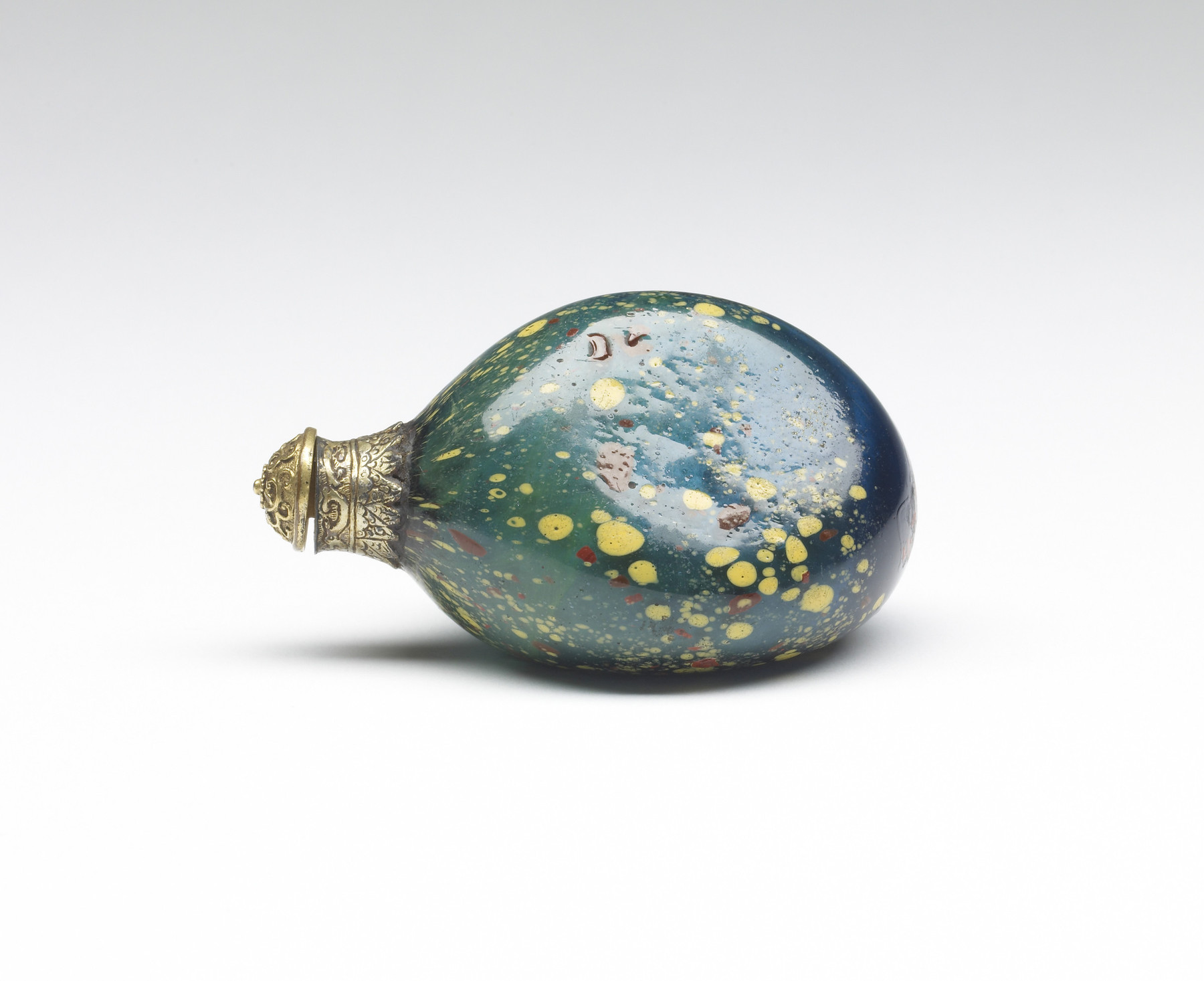 Image for Spotted Glass Snuff Bottle