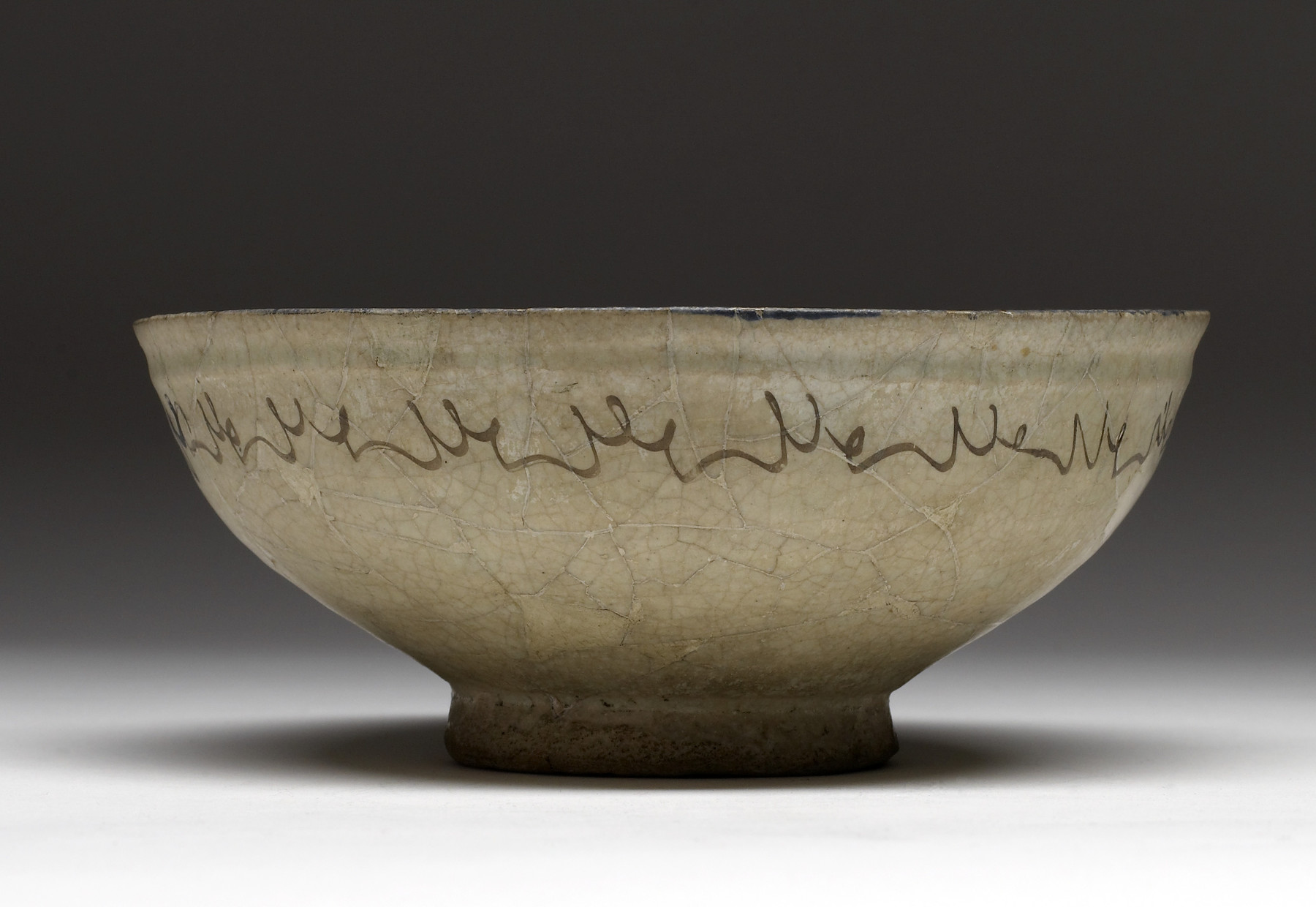 Image for Bowl with Horsemen and Bird