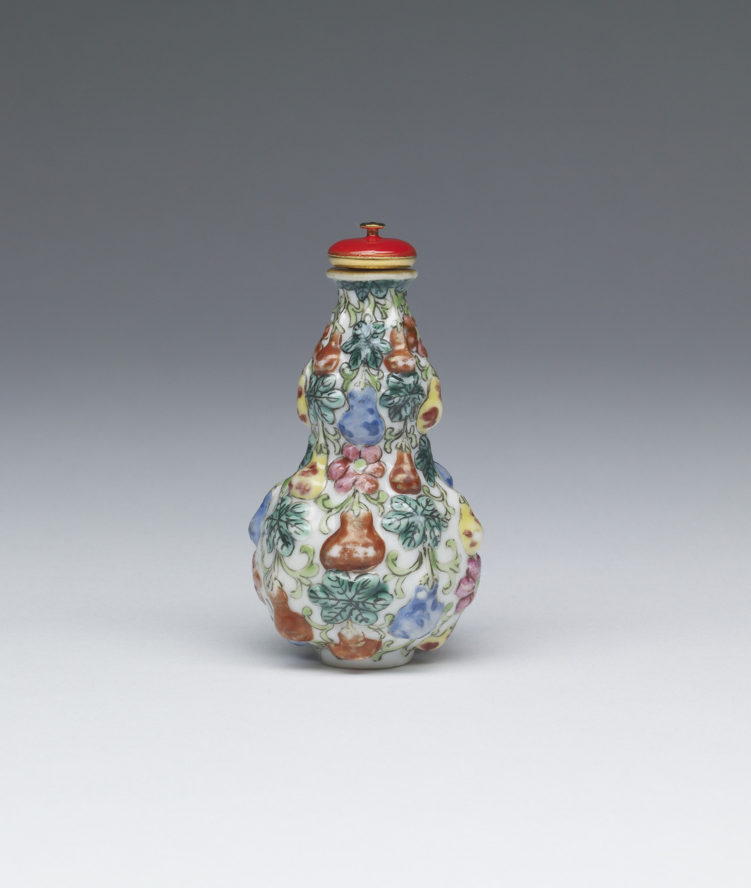 Image for Snuff Bottle Decorated with Gourds and Vines
