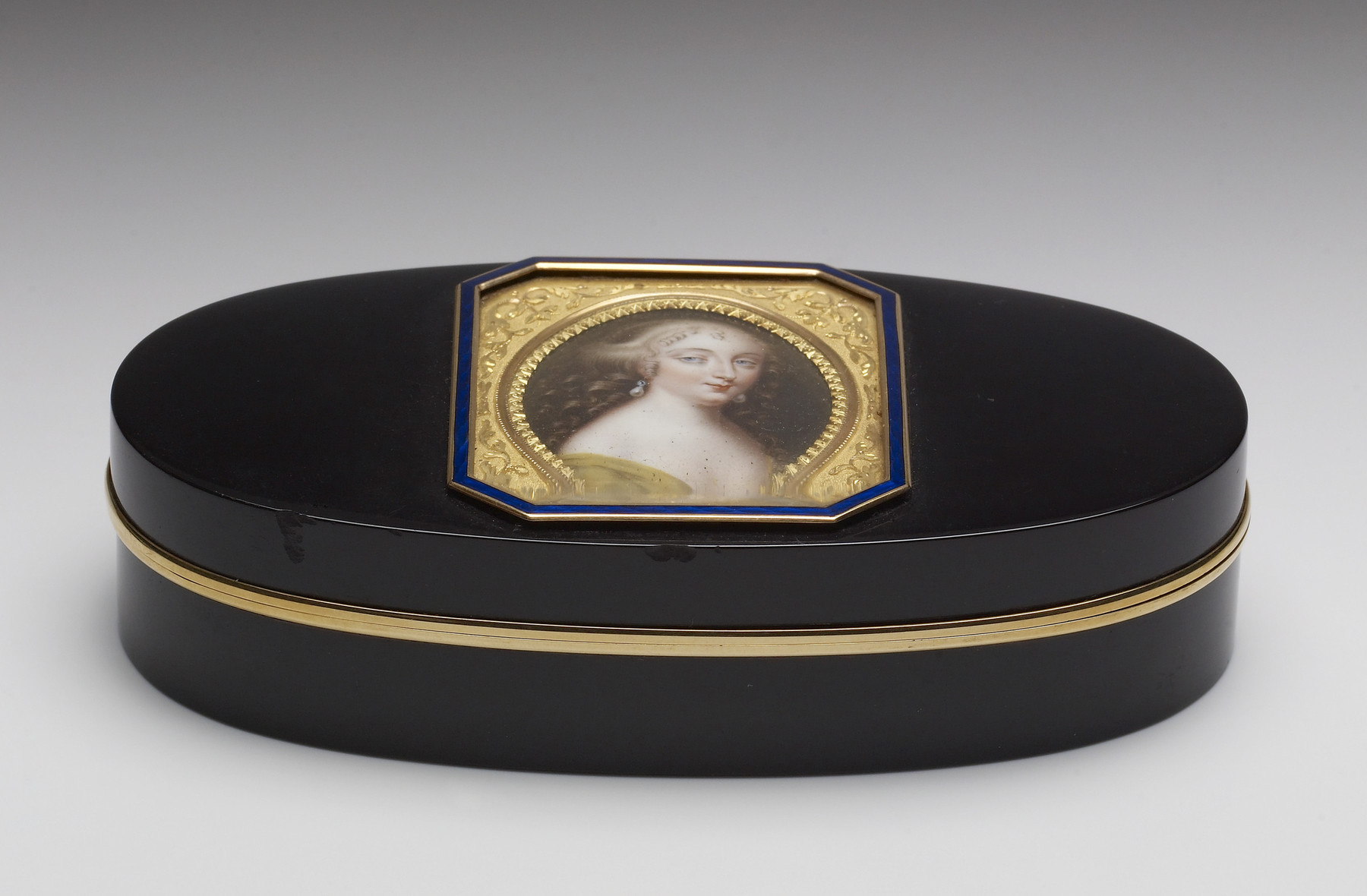 Image for Snuffbox with Portrait of Madame de Grignan