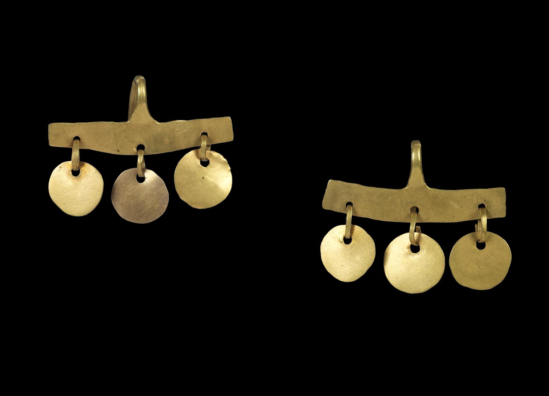 Image for Pair of Earrings with Flat Bar and Three Suspended Discs