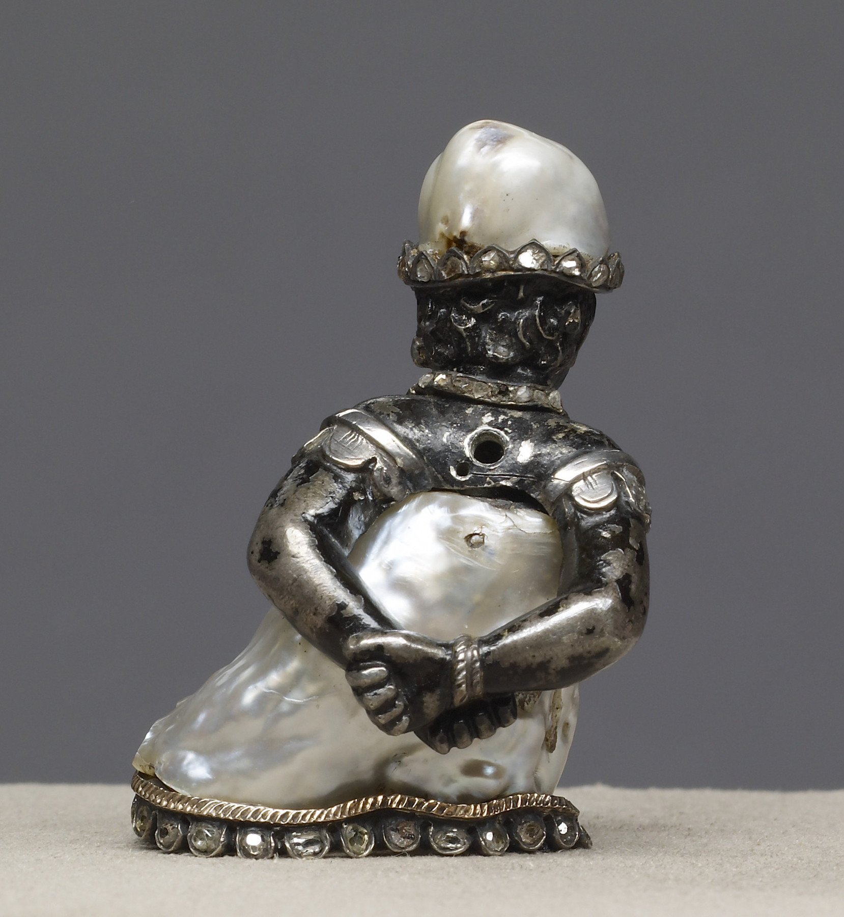 Image for "Pearl Figure" of a Black African Captive