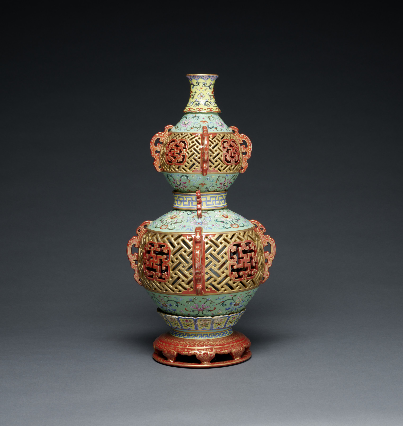 Image for Revolving Gourd-Shaped Vase
