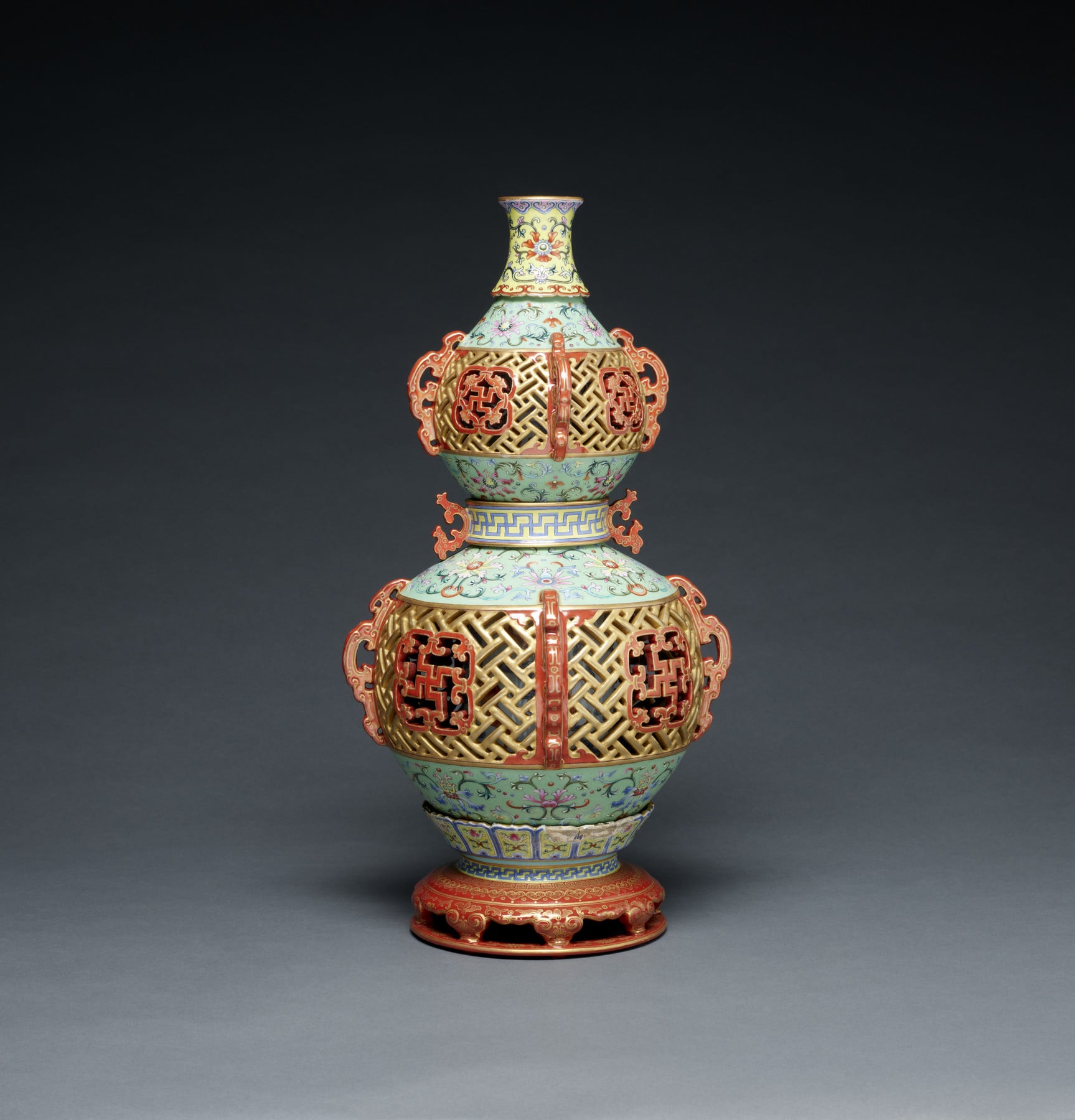 Image for Revolving Gourd-Shaped Vase