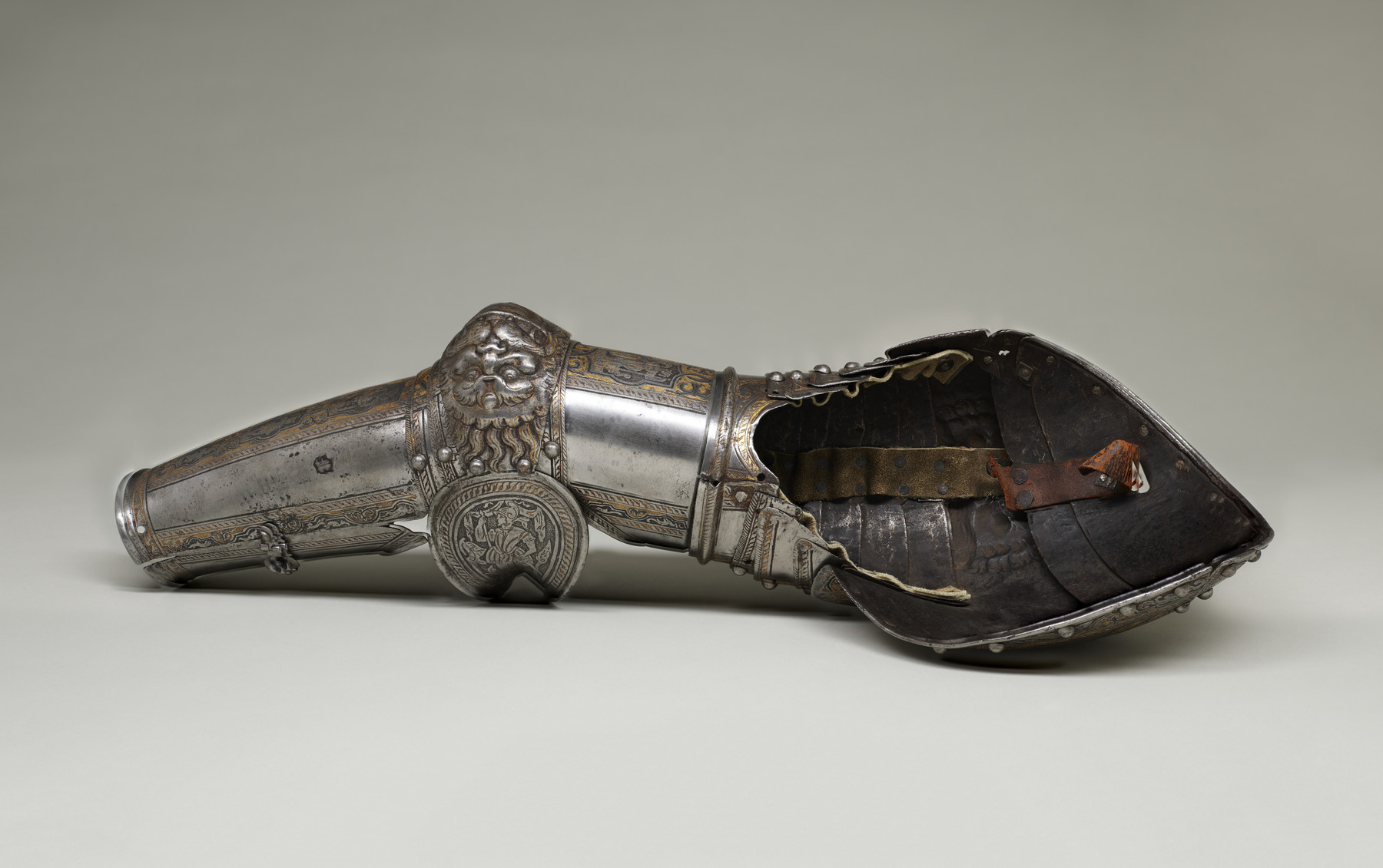Image for Pauldron and Vambrace