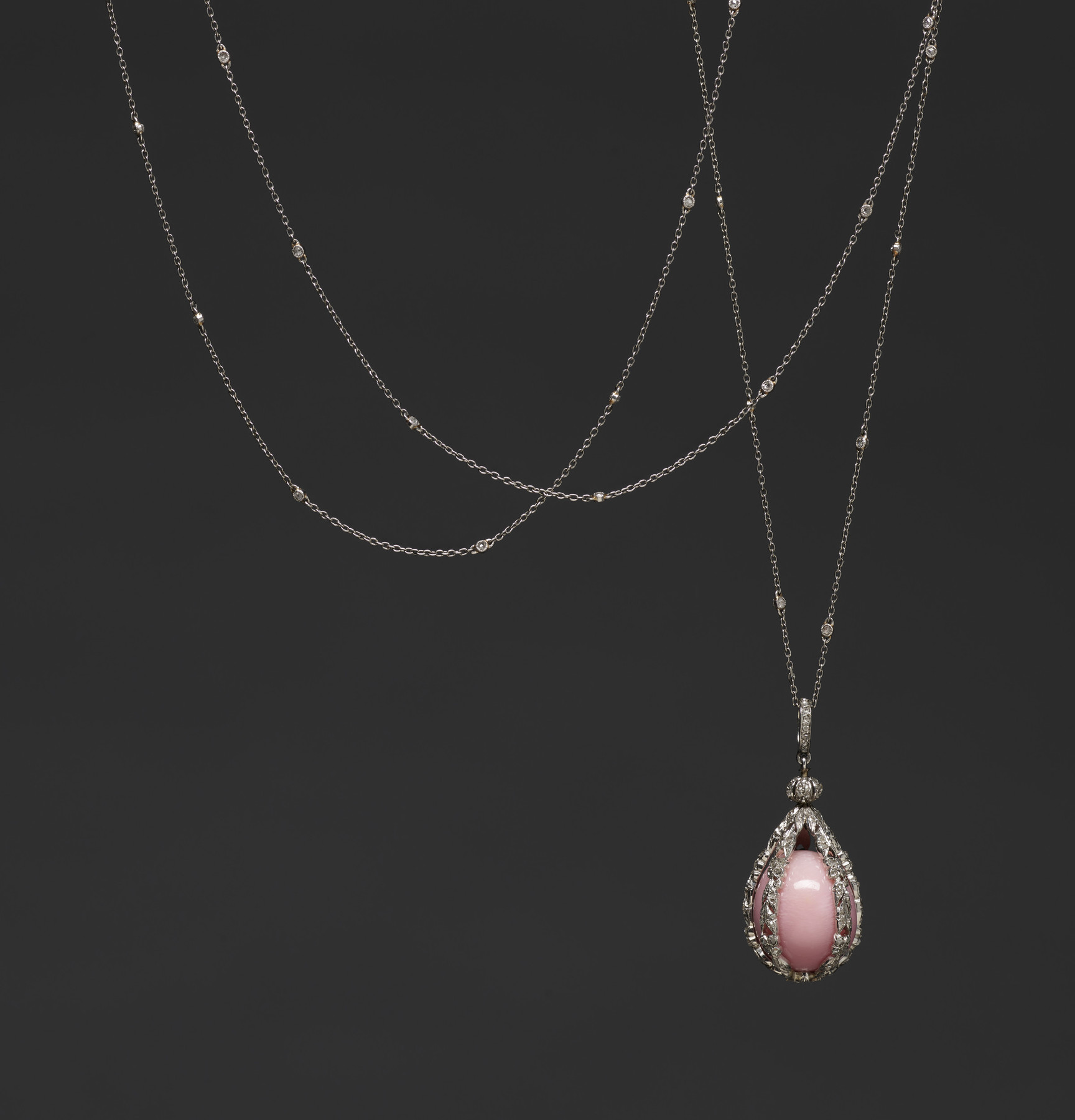 Image for Sautoir with Pearl Pendant