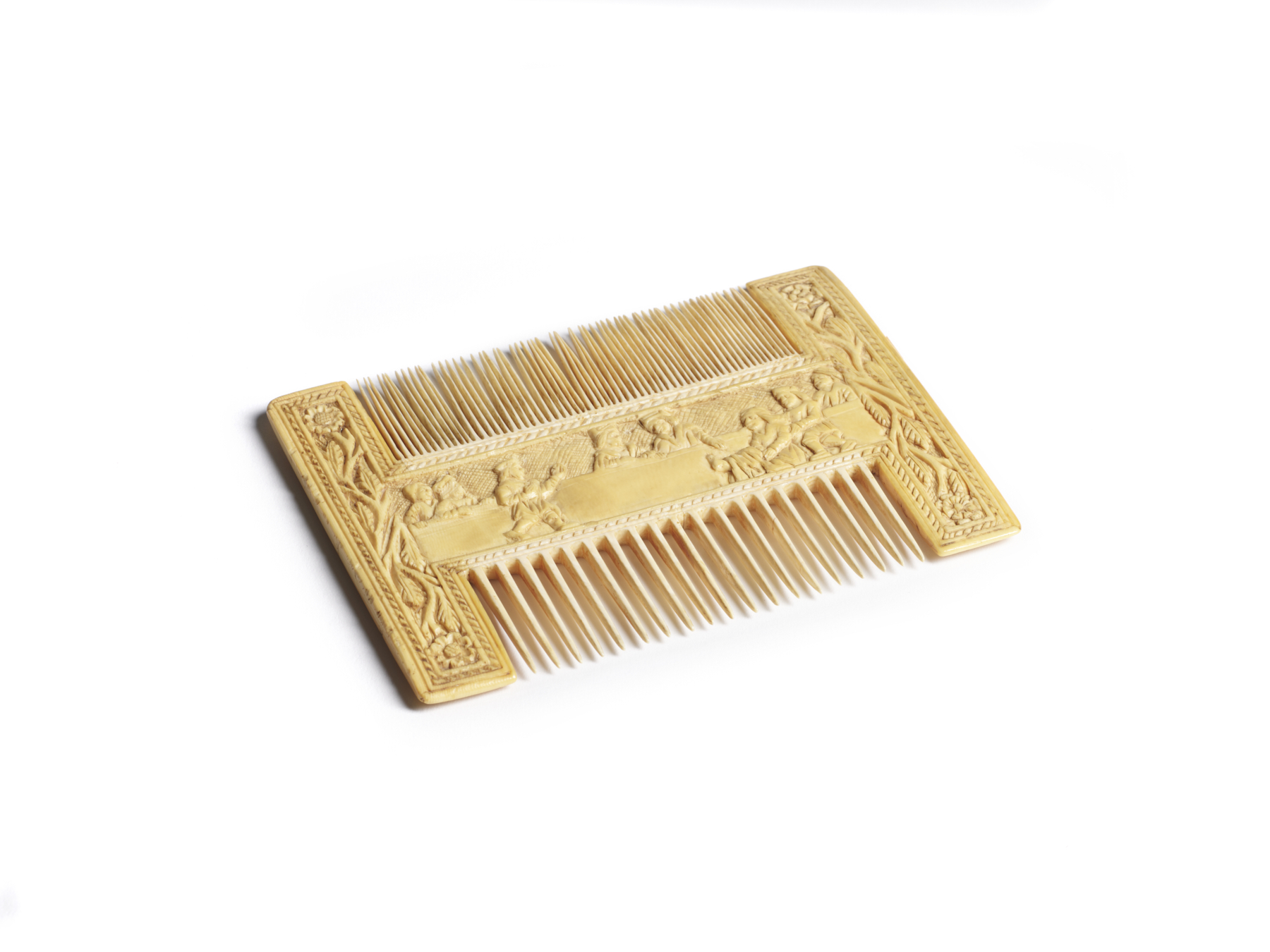 Image for Comb with Secular Scenes