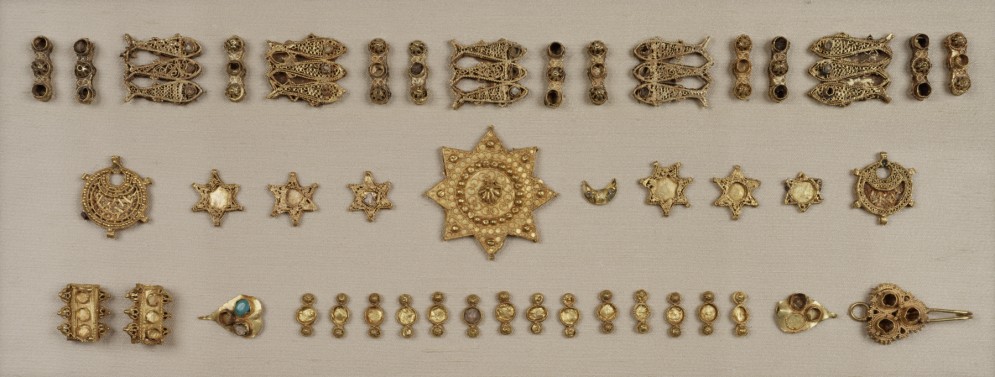 Gold Jewelry Elements