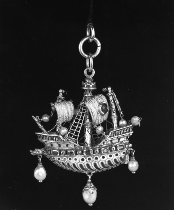 Ship Pendant 44.475 The Walters Art Museum