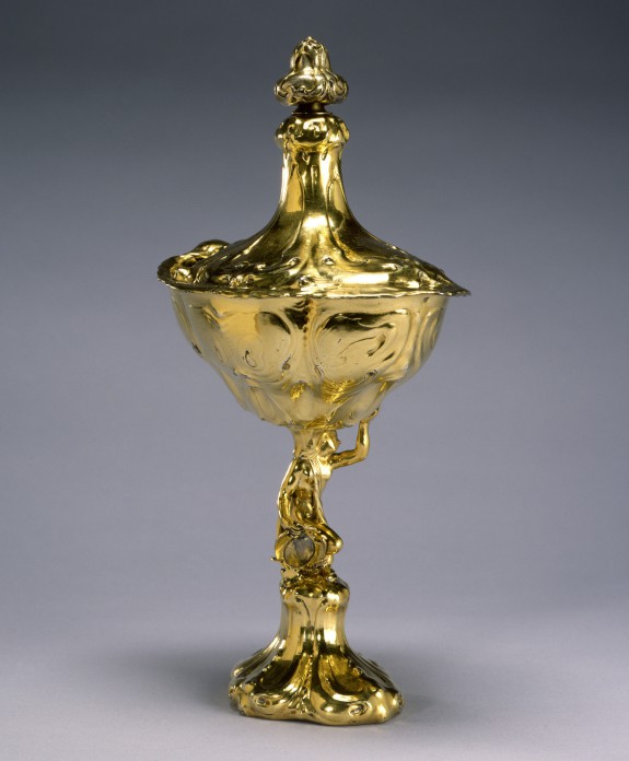 Standing Cup with Cover