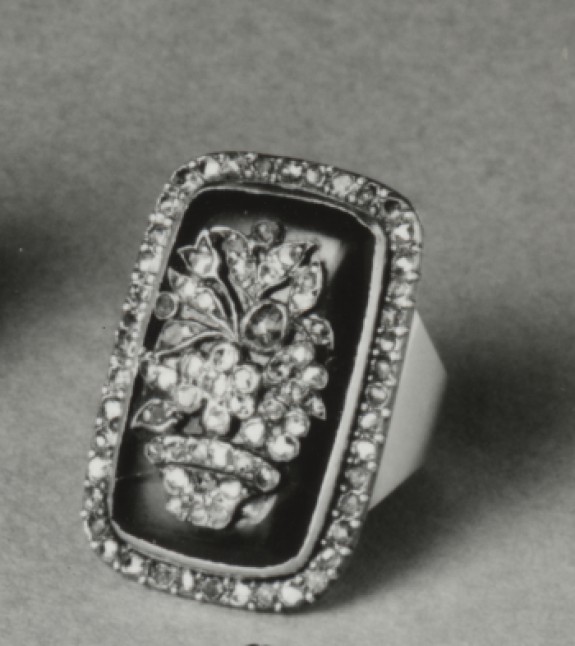 Finger Ring
