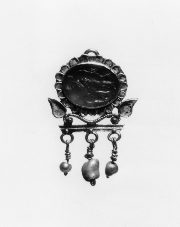Earring with Heracles Giving Drink to a Goat