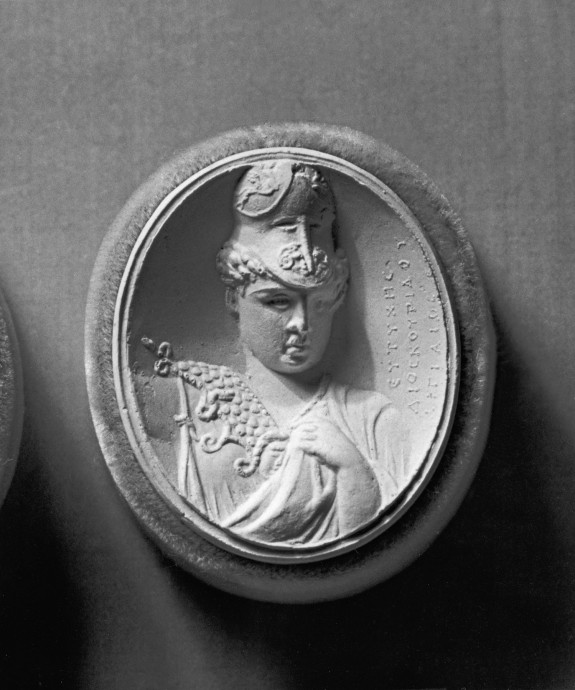 Pendant with an Intaglio of Pallas Athena