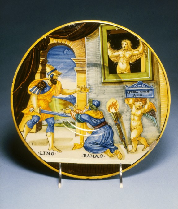 Plate with Hypermnestra Watching Lynceus Take Her Father's Crown